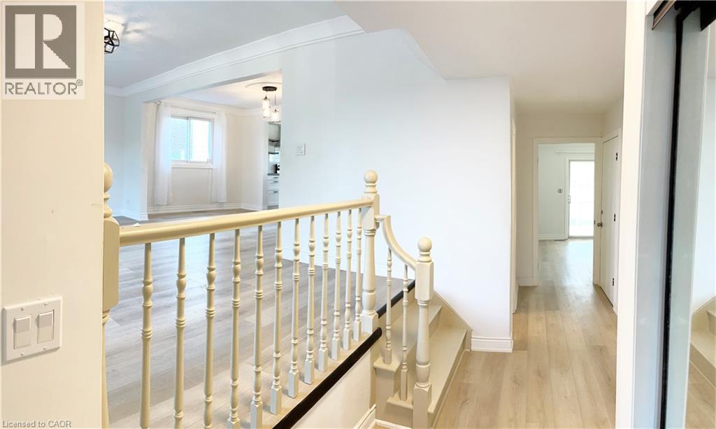 54 Nello Street, St. Catharines, Ontario  L2N 1G7 - Photo 3 - 40821268