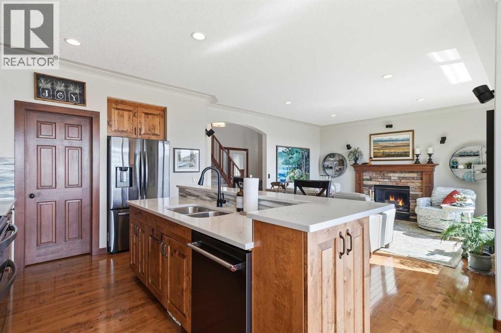 185 Sunset Circle, Cochrane, Alberta  T4C 0C5 - Photo 11 - A2300315