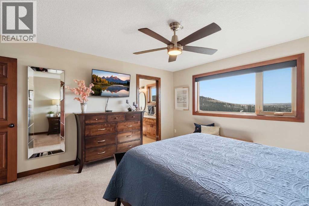 185 Sunset Circle, Cochrane, Alberta  T4C 0C5 - Photo 18 - A2300315