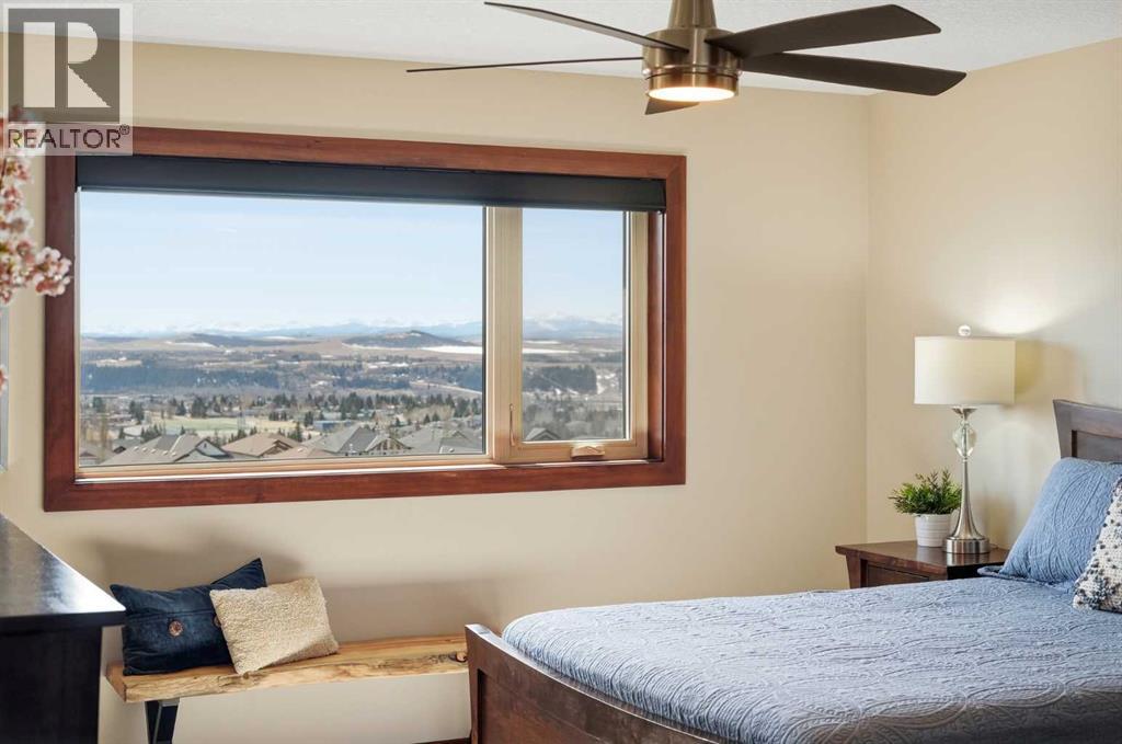 185 Sunset Circle, Cochrane, Alberta  T4C 0C5 - Photo 19 - A2300315