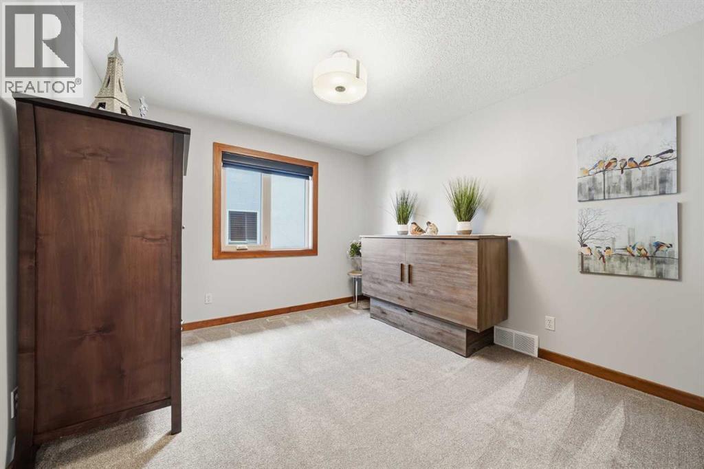 185 Sunset Circle, Cochrane, Alberta  T4C 0C5 - Photo 23 - A2300315