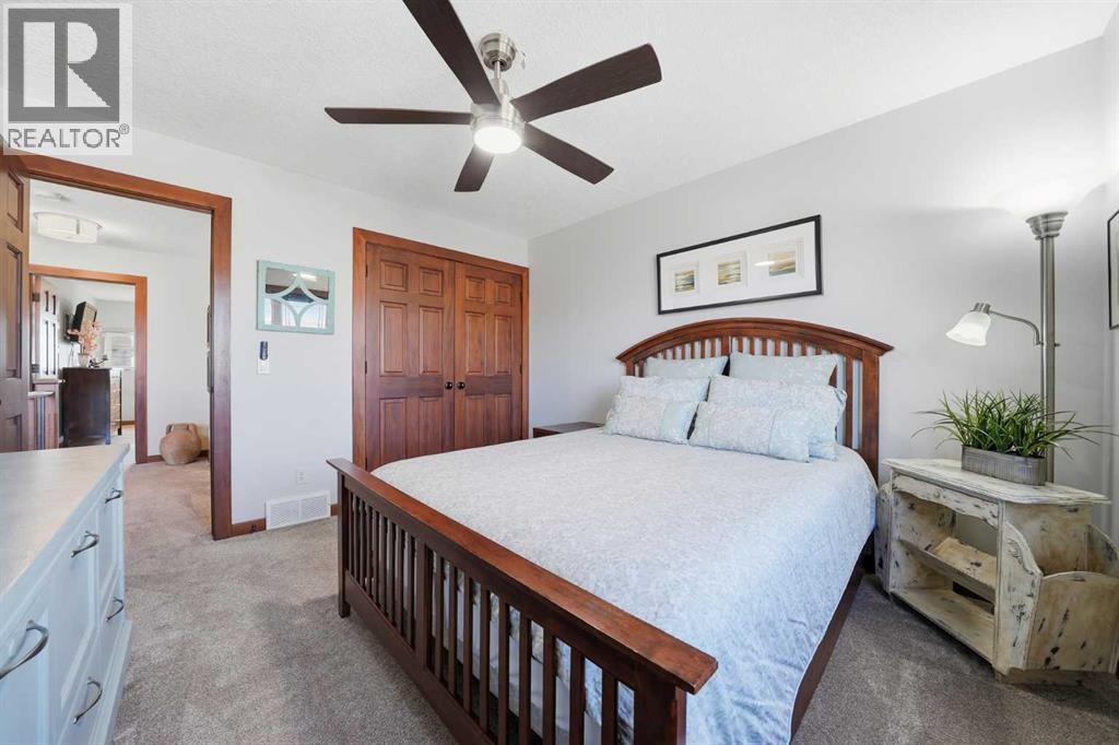 185 Sunset Circle, Cochrane, Alberta  T4C 0C5 - Photo 27 - A2300315