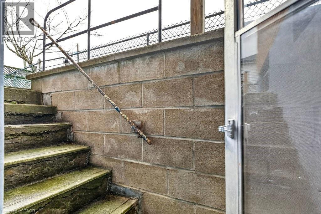 92 Reid Avenue S, Hamilton, Ontario  L8K 3V1 - Photo 45 - 40820511
