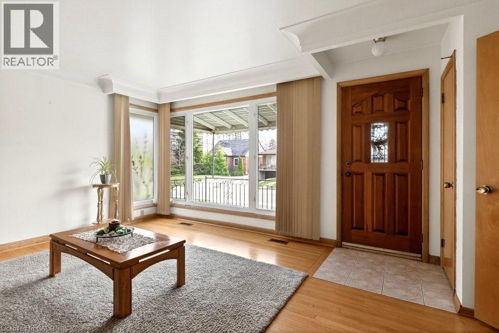 92 Reid Avenue S, Hamilton, Ontario  L8K 3V1 - Photo 6 - 40820511