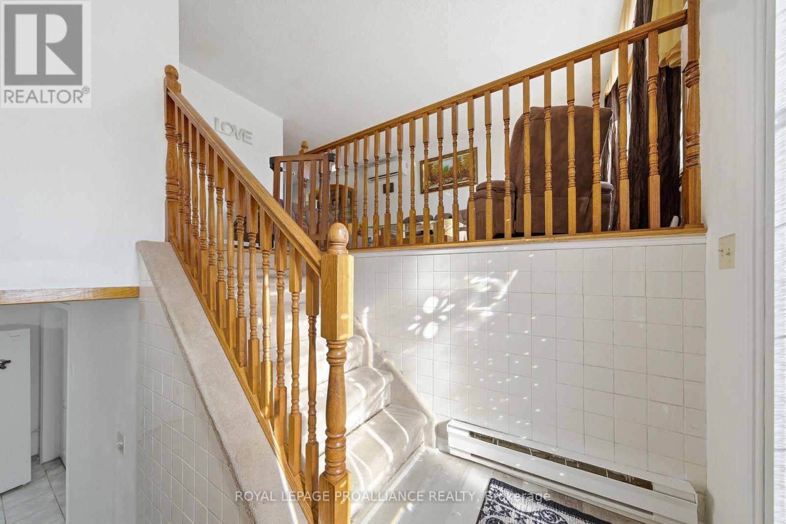 19 Allore Avenue, Quinte West, Ontario  K8V 6K2 - Photo 10 - X13005270