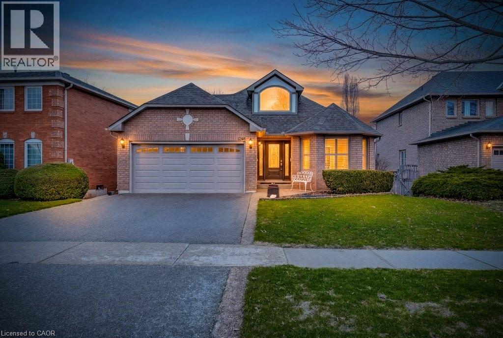 1248 Heritage Way, Oakville, Ontario  L6M 2T6 - Photo 2 - 40819298
