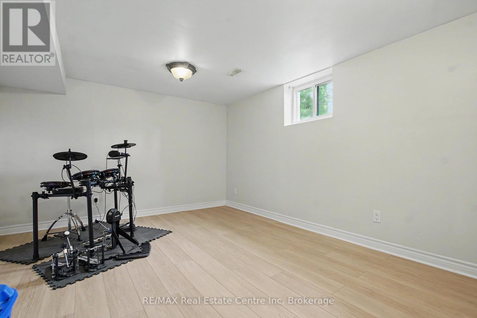 5 Eric Court, Guelph, Ontario  N1E 3Y9 - Photo 21 - X13005376