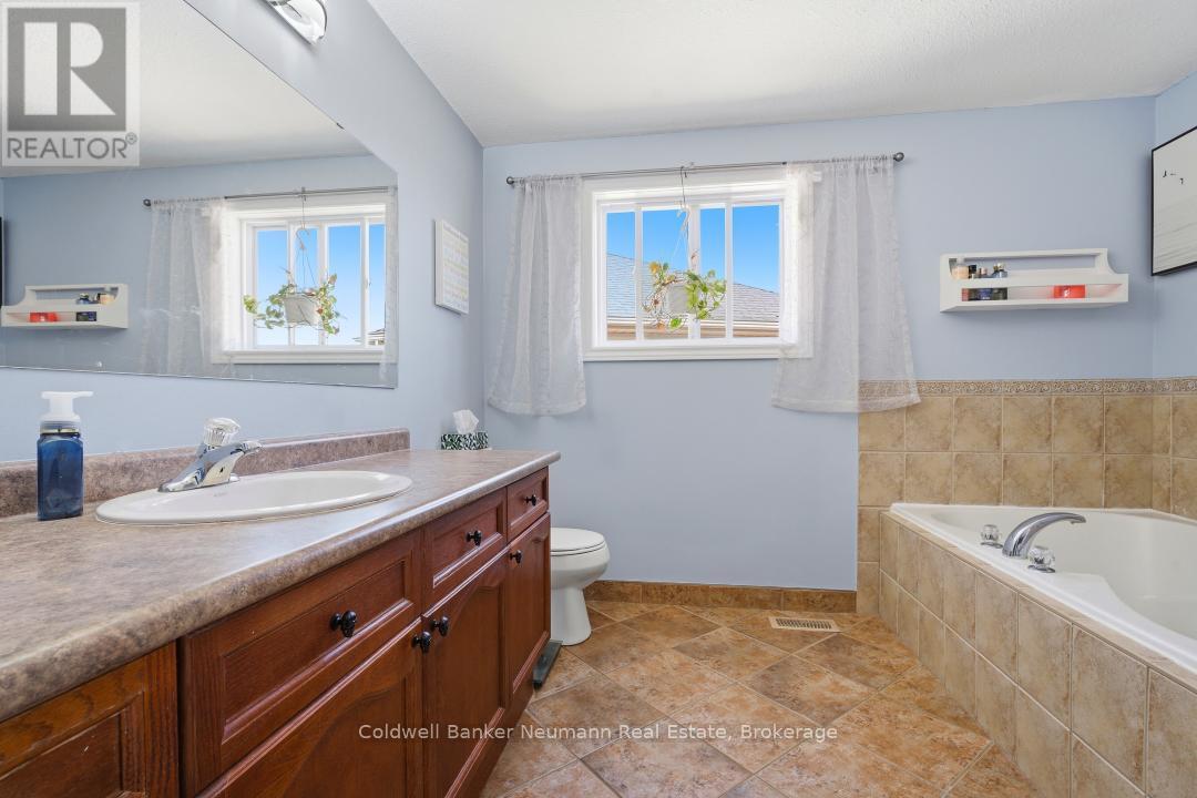 67 Cedarvale Avenue, Guelph, Ontario  N1E 6Y3 - Photo 17 - X13005390