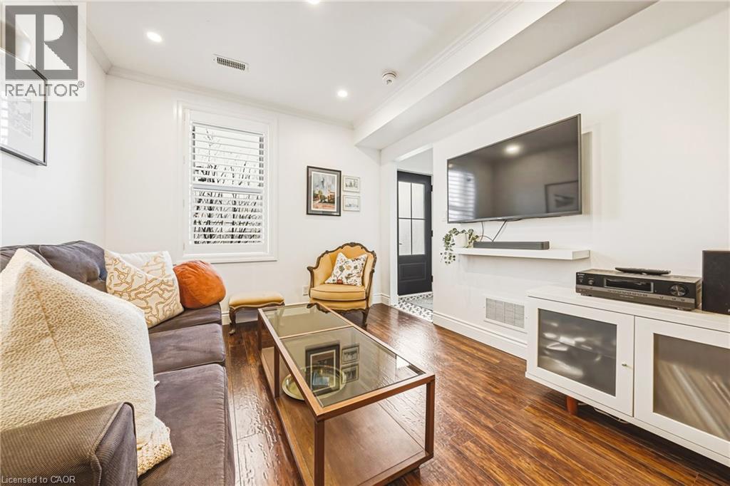 153 Elgin Street, Hamilton, Ontario  L8L 4Y1 - Photo 4 - 40820332