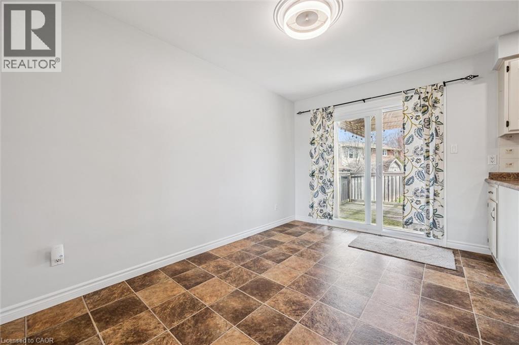 602 Fern Road, Waterloo, Ontario  N2V 1G5 - Photo 10 - 40820386