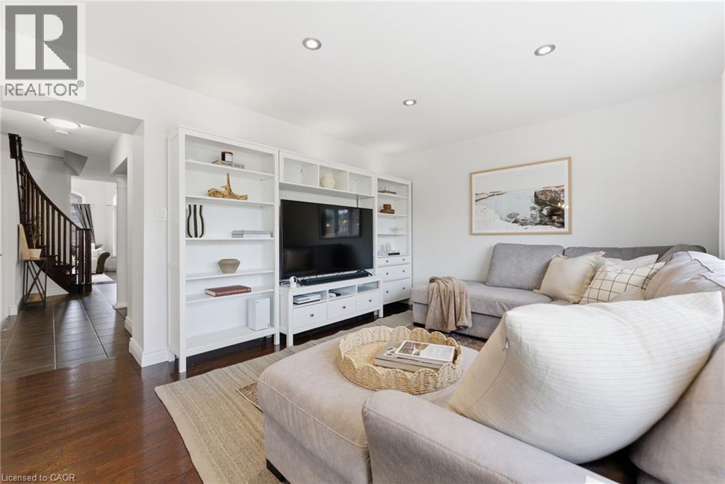 910 Vickerman Way, Milton, Ontario  L9T 0K5 - Photo 14 - 40821252