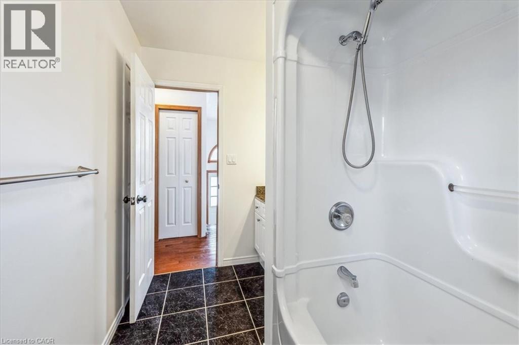 82 Whitlaw Way, Paris, Ontario  N3L 4B5 - Photo 15 - 40821141