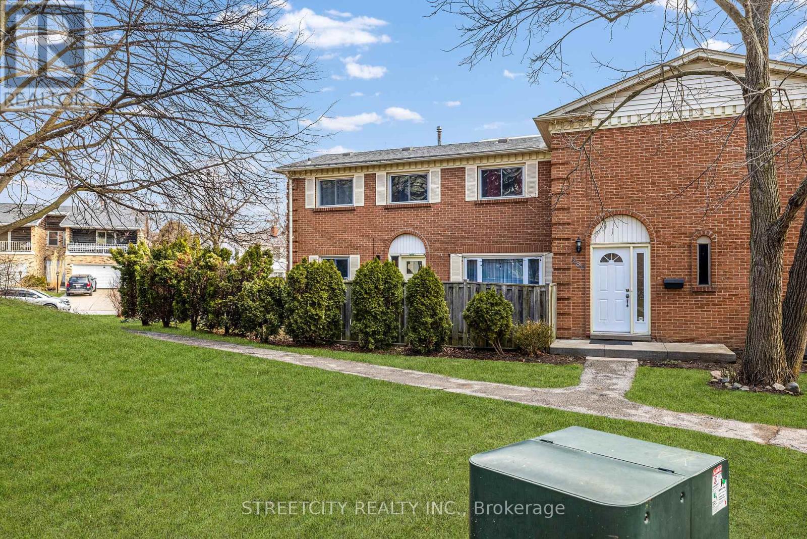 282 Homestead Crescent, London North, Ontario  N6G 2E5 - Photo 2 - X13005322