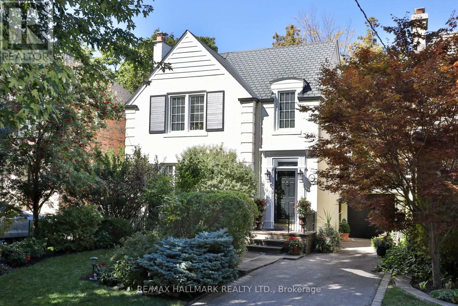 28 KIMBARK BOULEVARD, Toronto, Ontario