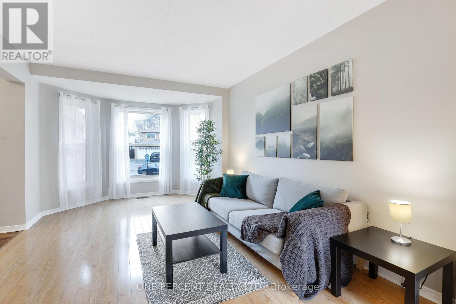 1570 Champneuf Drive, Ottawa, Ontario  K1C 6B5 - Photo 11 - X13005246