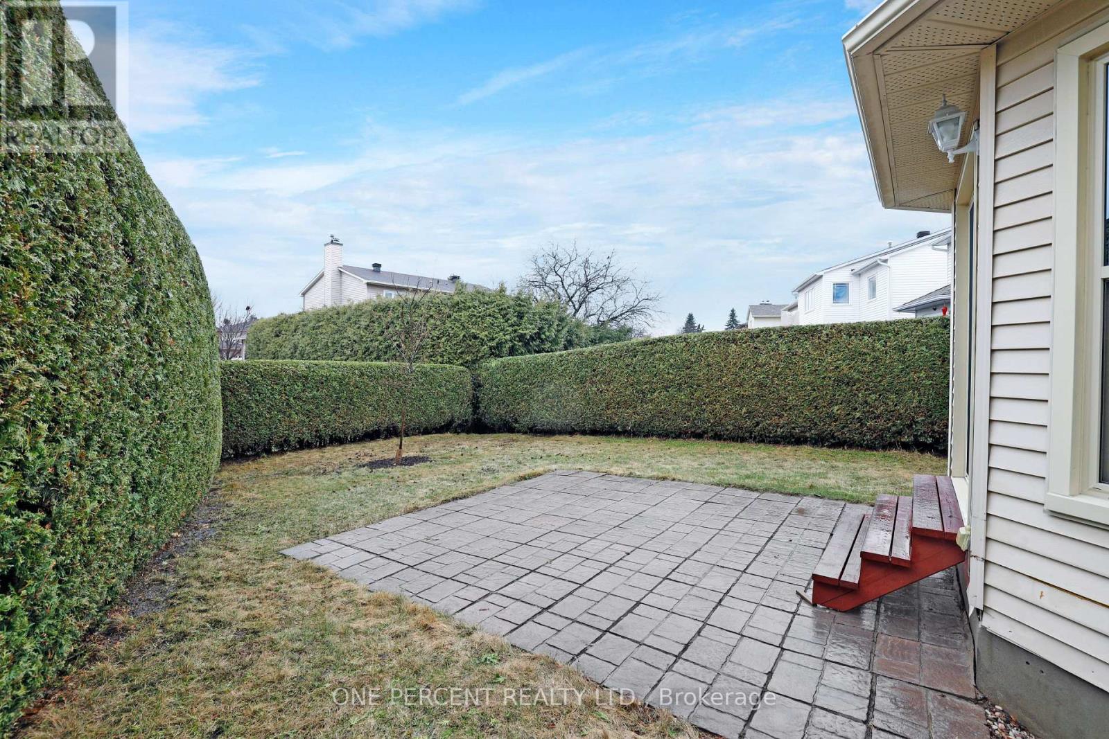 1570 Champneuf Drive, Ottawa, Ontario  K1C 6B5 - Photo 35 - X13005246