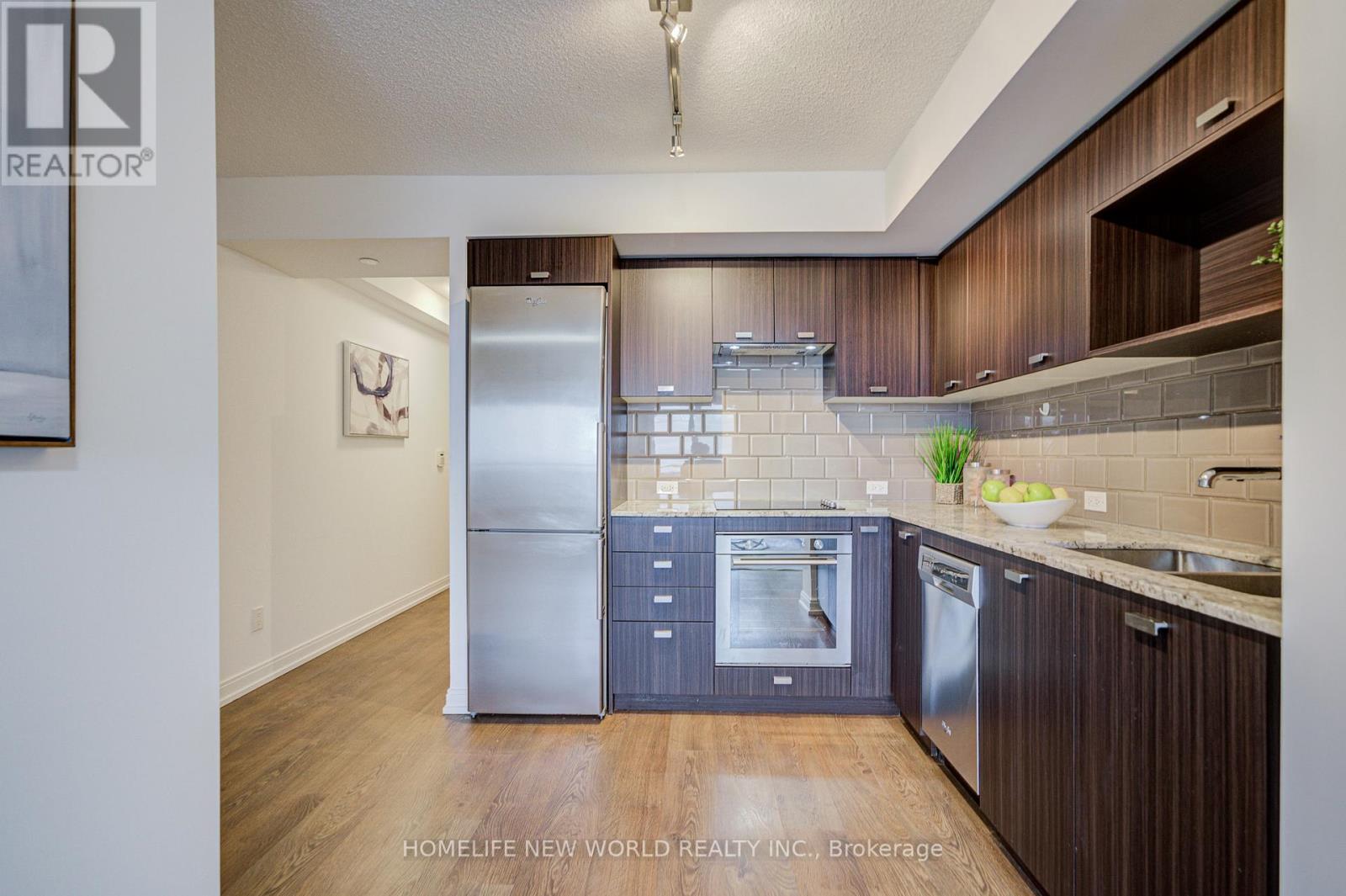 1305 - 255 Village Green Square, Toronto, Ontario  M1S 0L3 - Photo 12 - E13005268