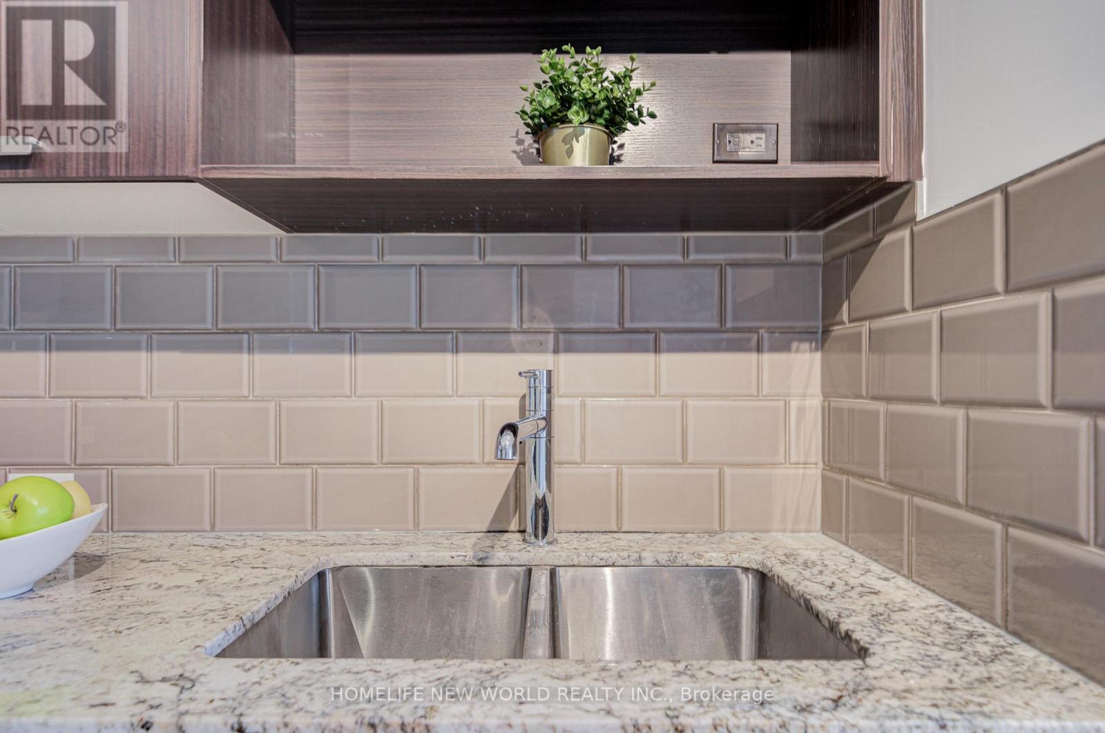 1305 - 255 Village Green Square, Toronto, Ontario  M1S 0L3 - Photo 15 - E13005268