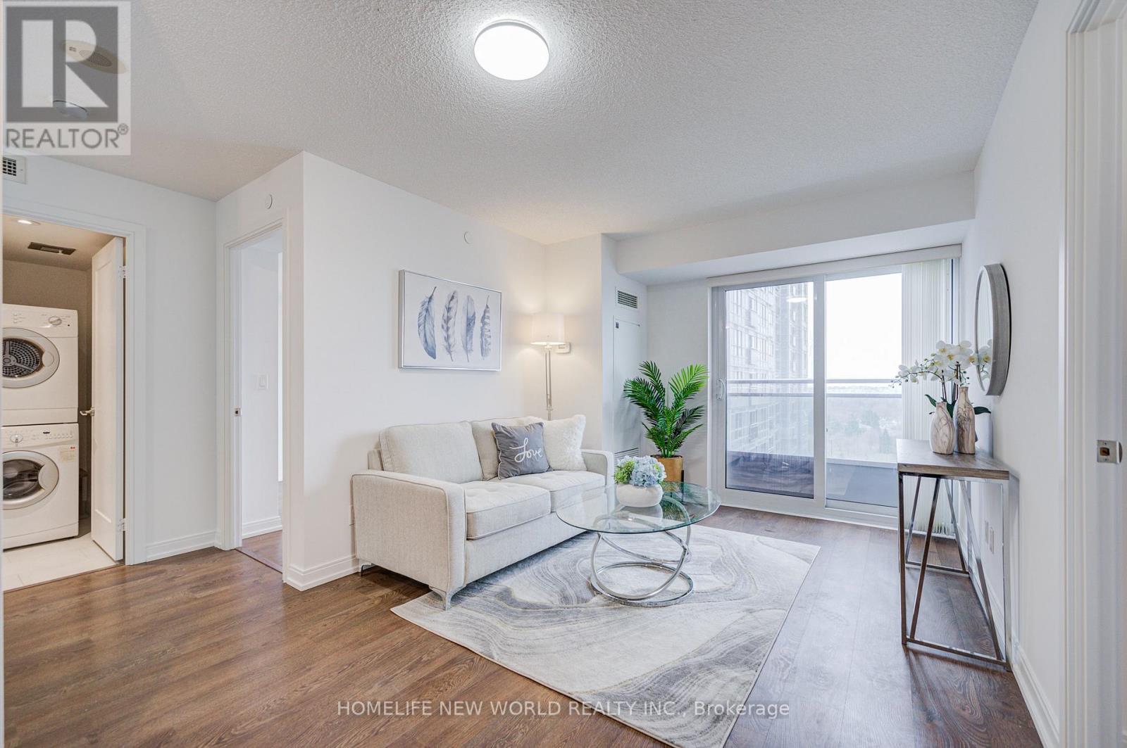 1305 - 255 Village Green Square, Toronto, Ontario  M1S 0L3 - Photo 16 - E13005268