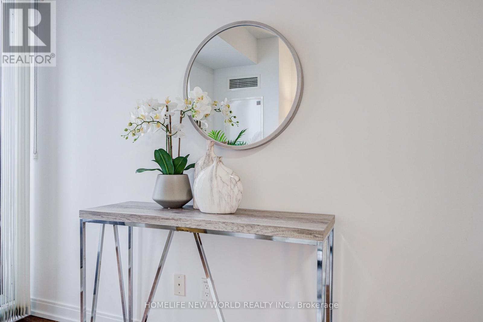 1305 - 255 Village Green Square, Toronto, Ontario  M1S 0L3 - Photo 22 - E13005268