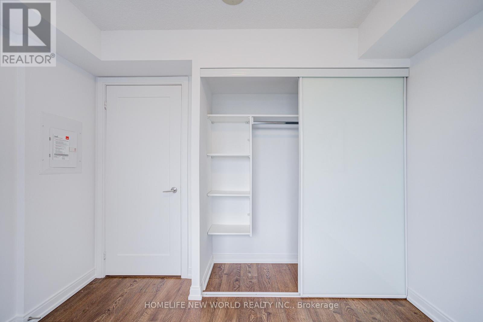 1305 - 255 Village Green Square, Toronto, Ontario  M1S 0L3 - Photo 30 - E13005268