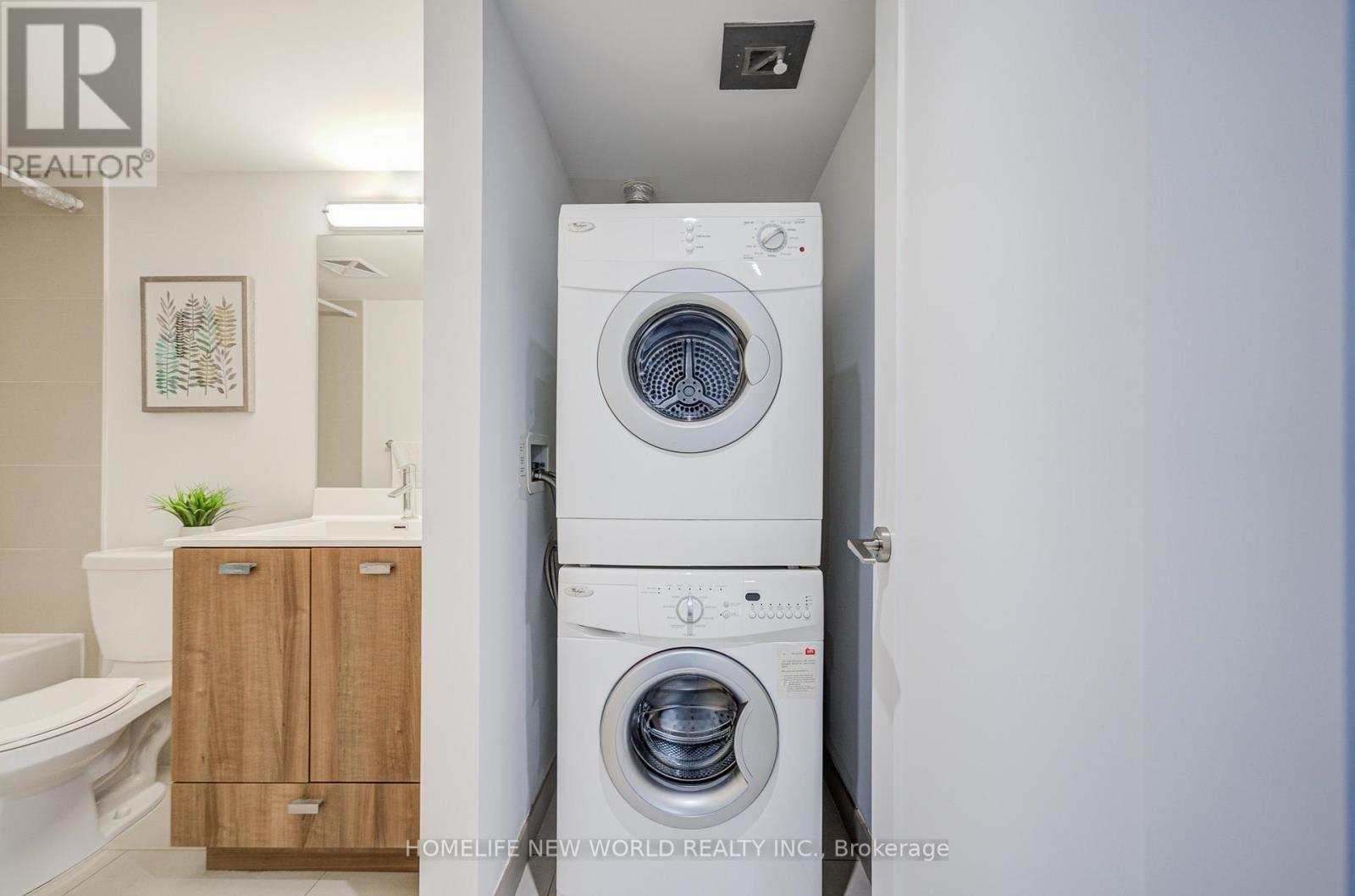 1305 - 255 Village Green Square, Toronto, Ontario  M1S 0L3 - Photo 31 - E13005268