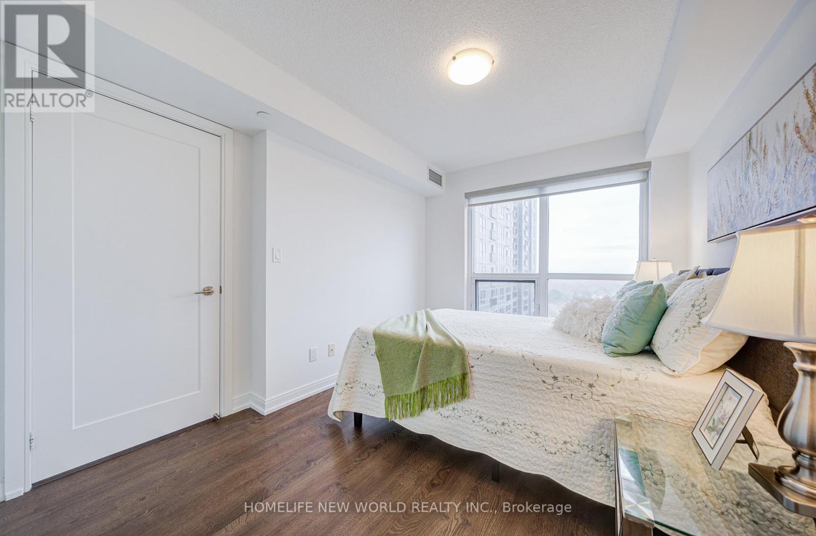 1305 - 255 Village Green Square, Toronto, Ontario  M1S 0L3 - Photo 37 - E13005268