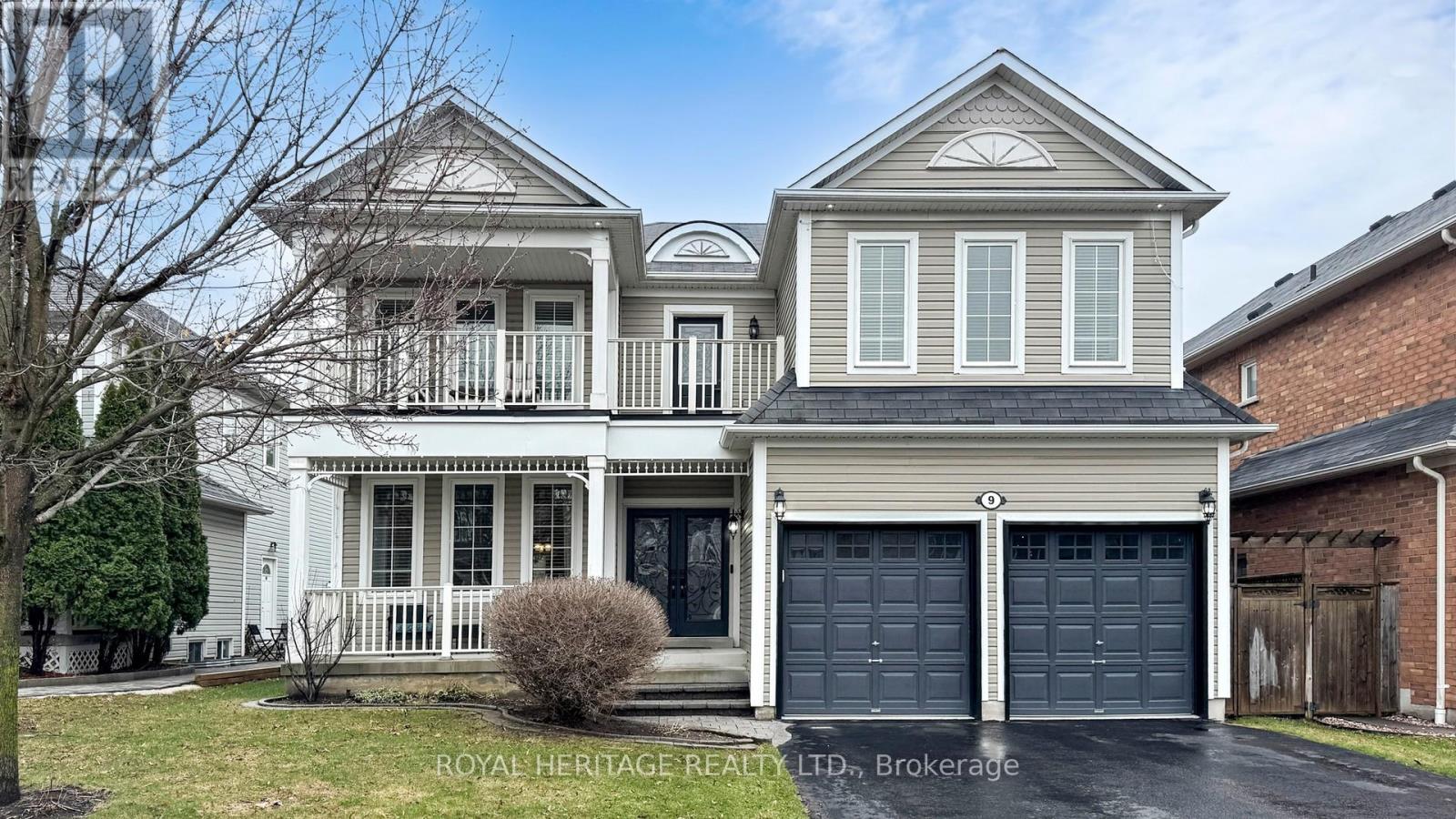 9 NATHAN AVENUE, Whitby, Ontario