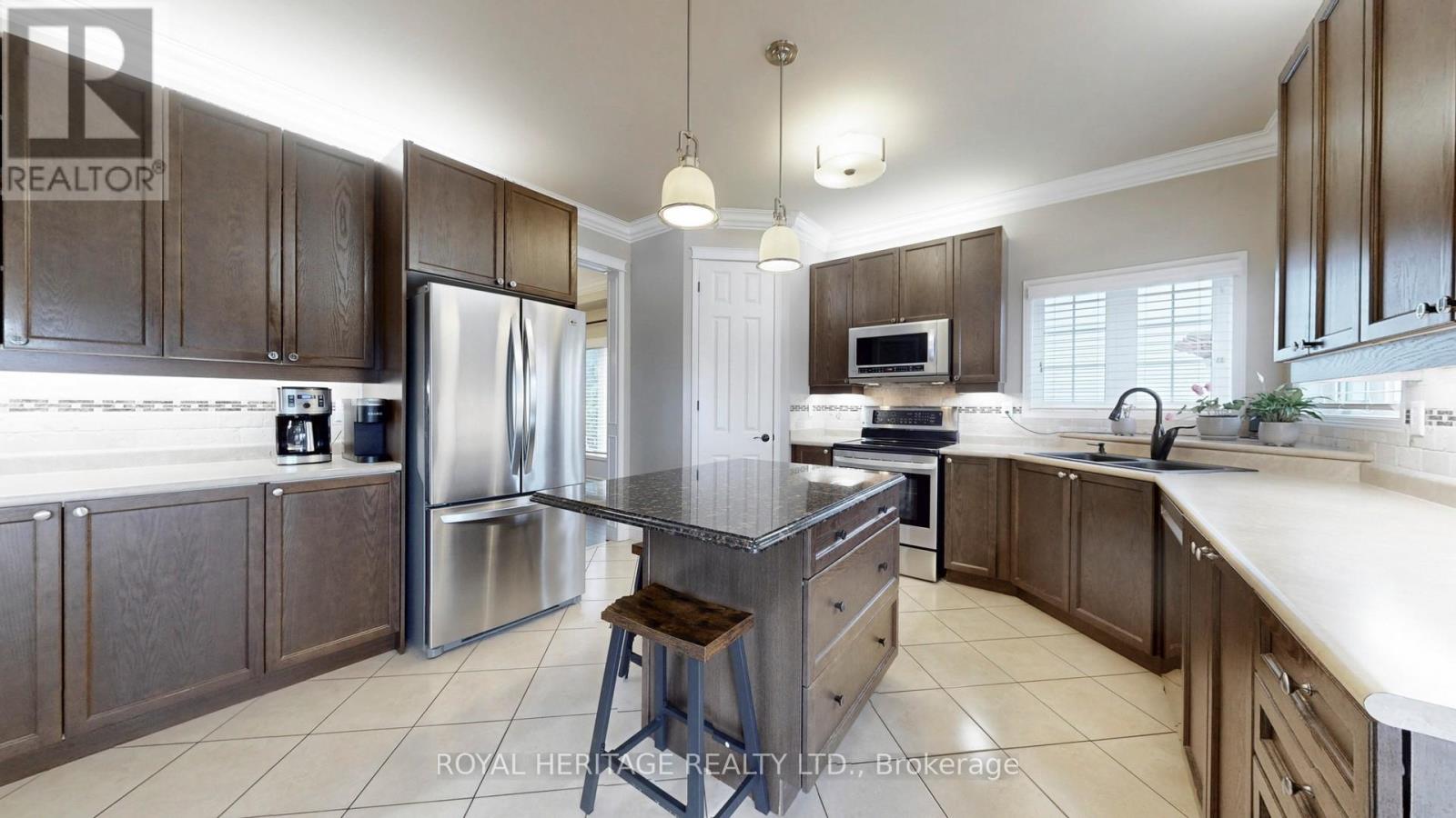 9 Nathan Avenue, Whitby, Ontario  L1M 1J3 - Photo 16 - E13005320