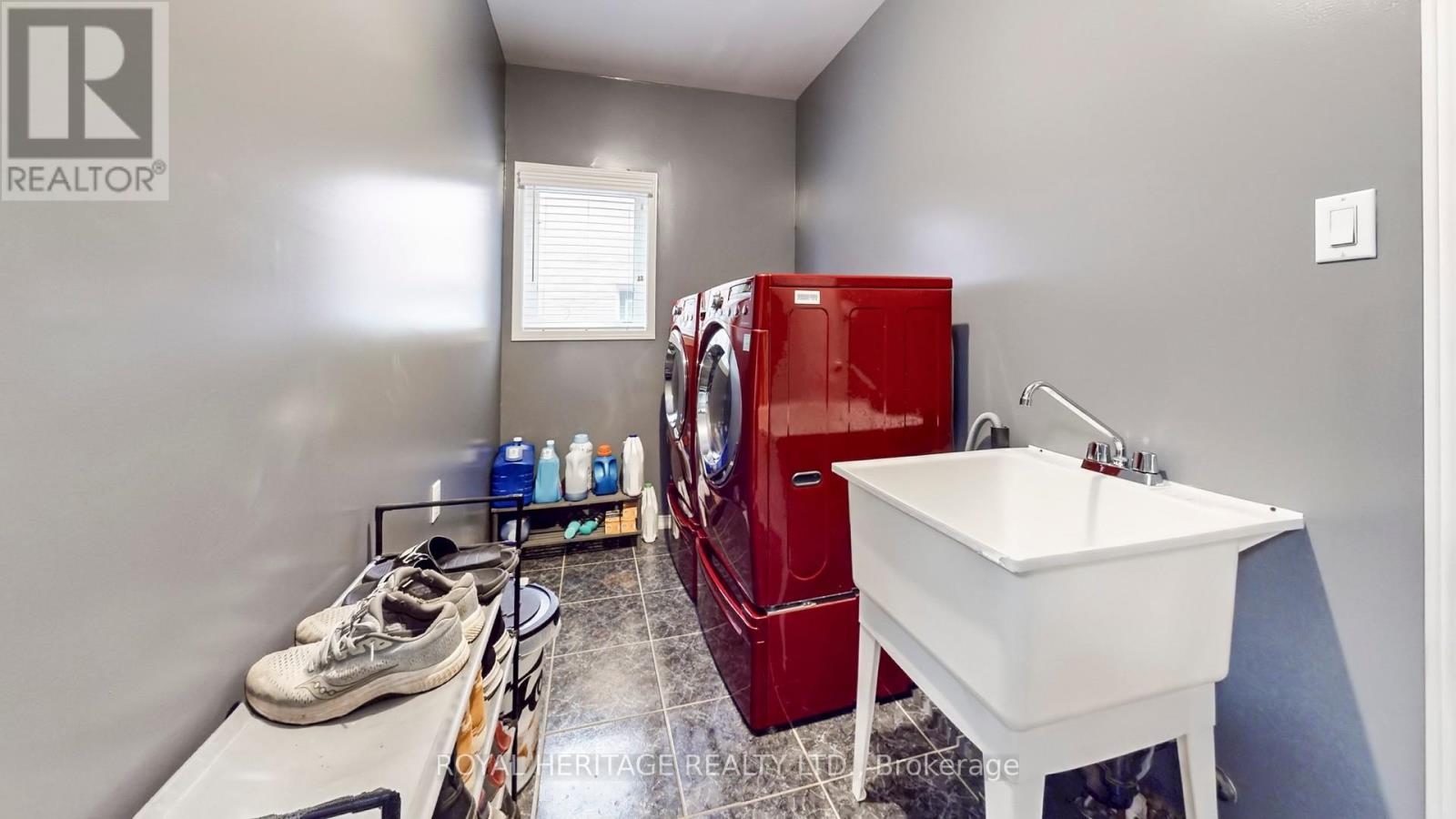 9 Nathan Avenue, Whitby, Ontario  L1M 1J3 - Photo 21 - E13005320