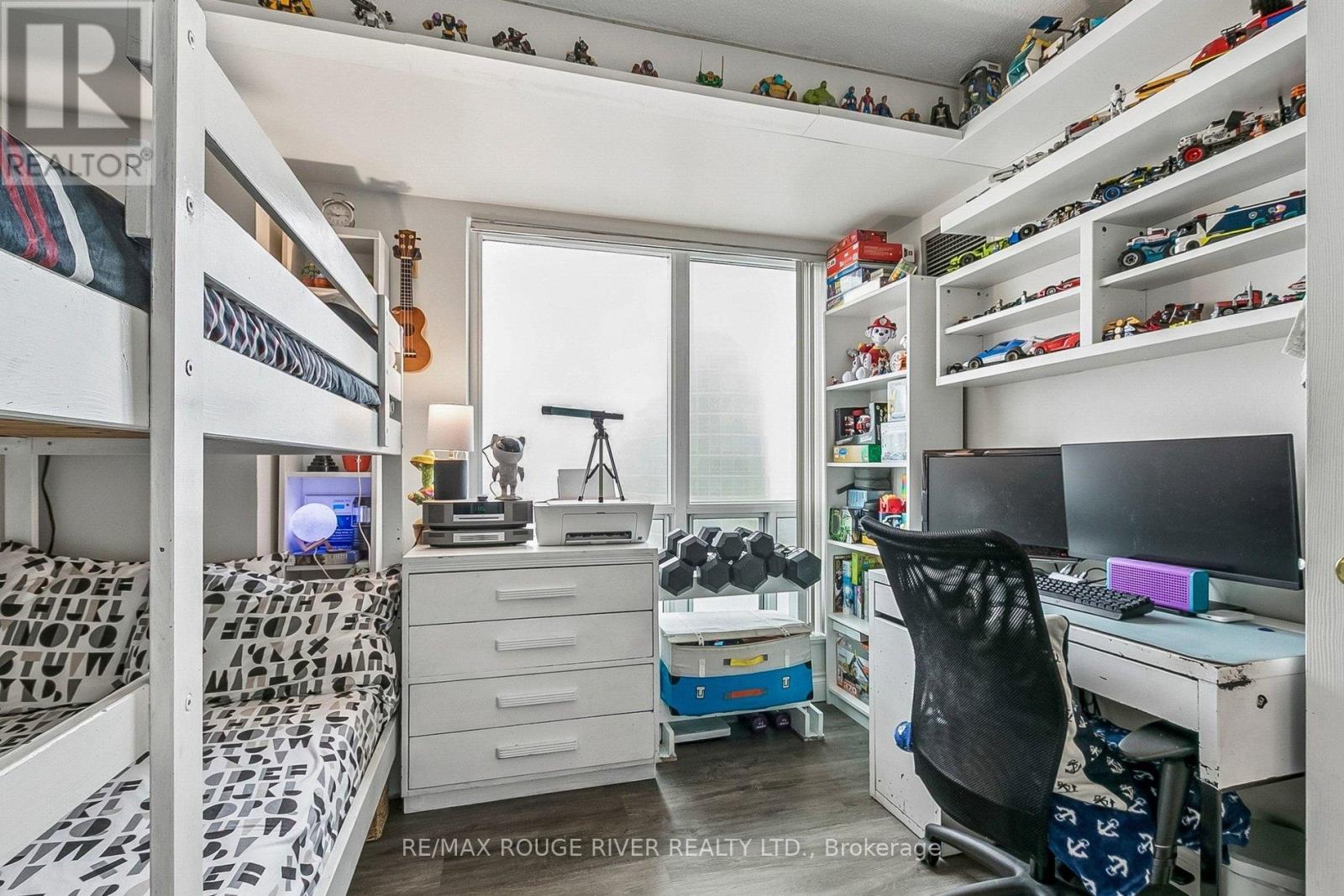 1203 - 11 LEE CENTRE DRIVE, Toronto, Ontario