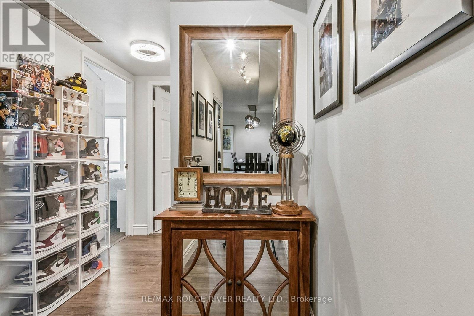 1203 - 11 Lee Centre Drive, Toronto, Ontario  M1H 3J5 - Photo 4 - E13005370