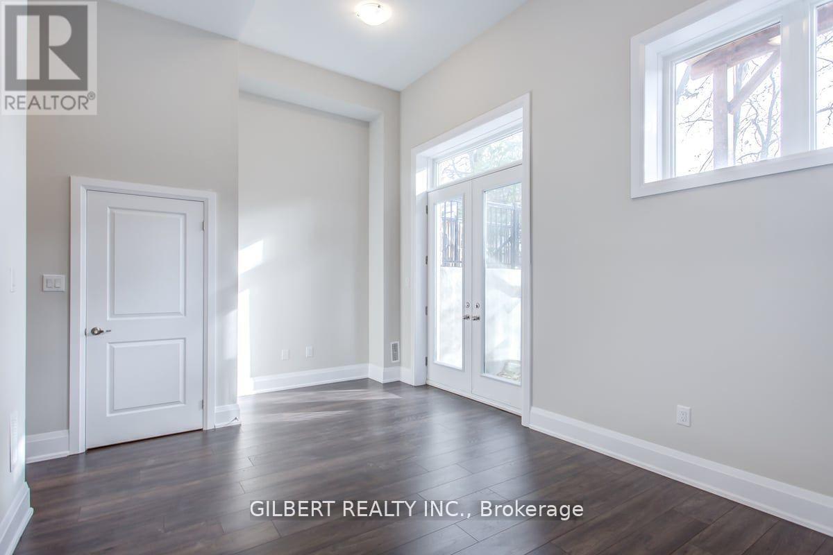 35b Marquette Avenue, Toronto, Ontario M6A 1X8 - Photo 25 - C13003092