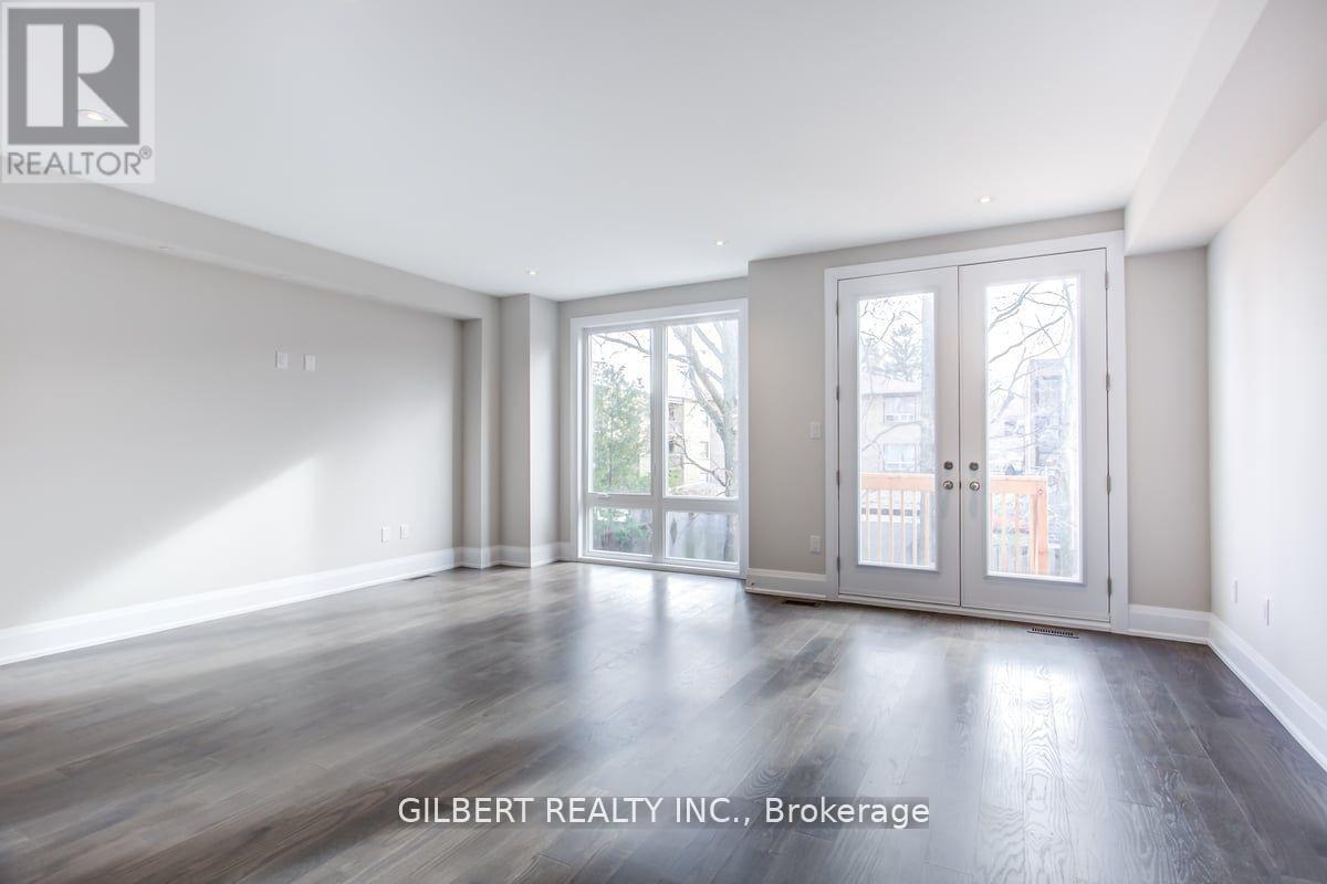 35b Marquette Avenue, Toronto, Ontario M6A 1X8 - Photo 11 - C13003100