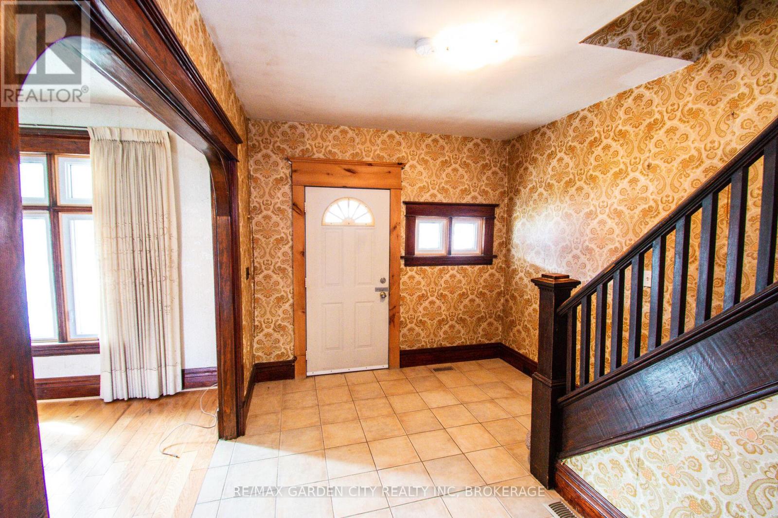 86 Griffith Street, Welland, Ontario  L3B 4G4 - Photo 10 - X13005410