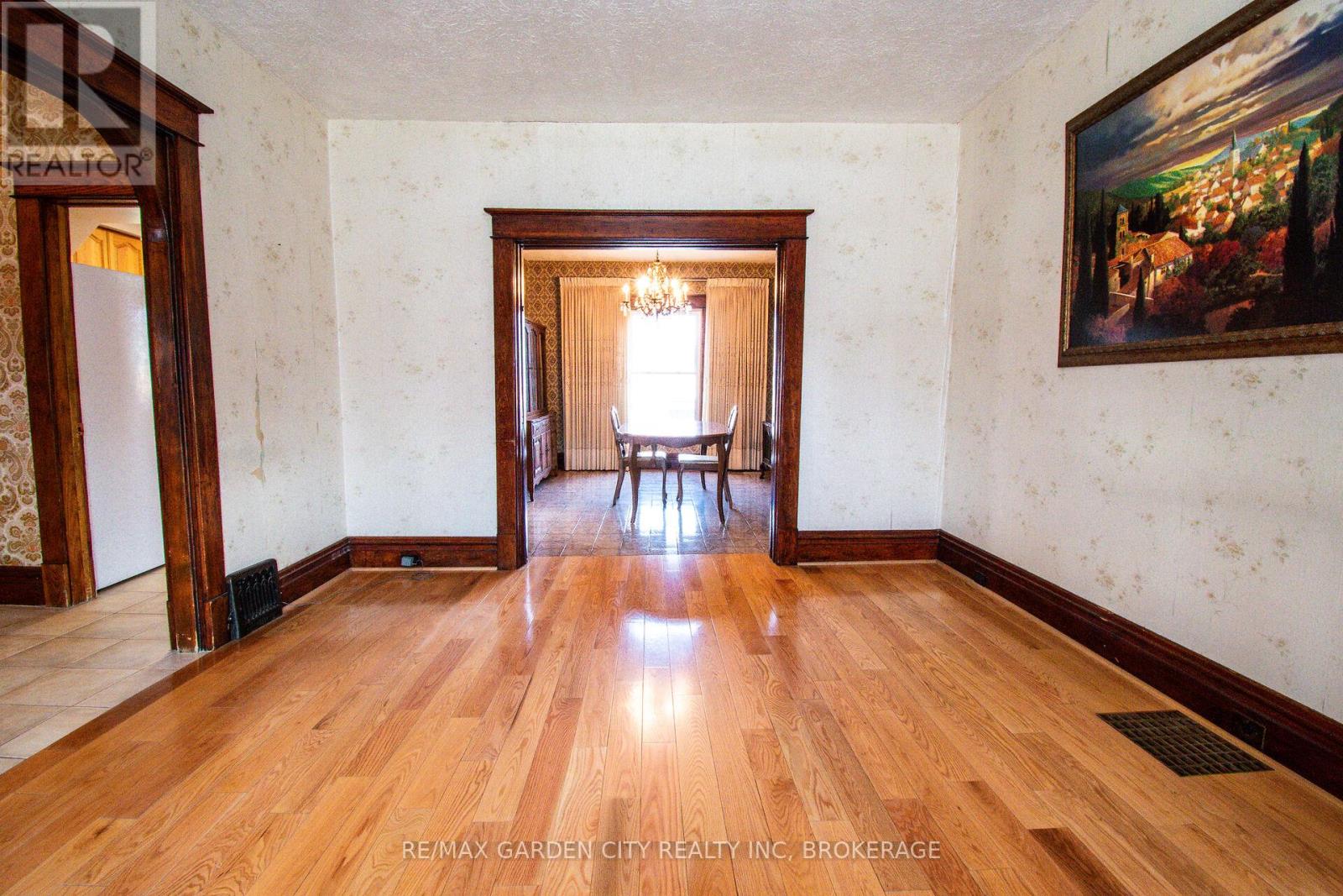 86 Griffith Street, Welland, Ontario  L3B 4G4 - Photo 14 - X13005410