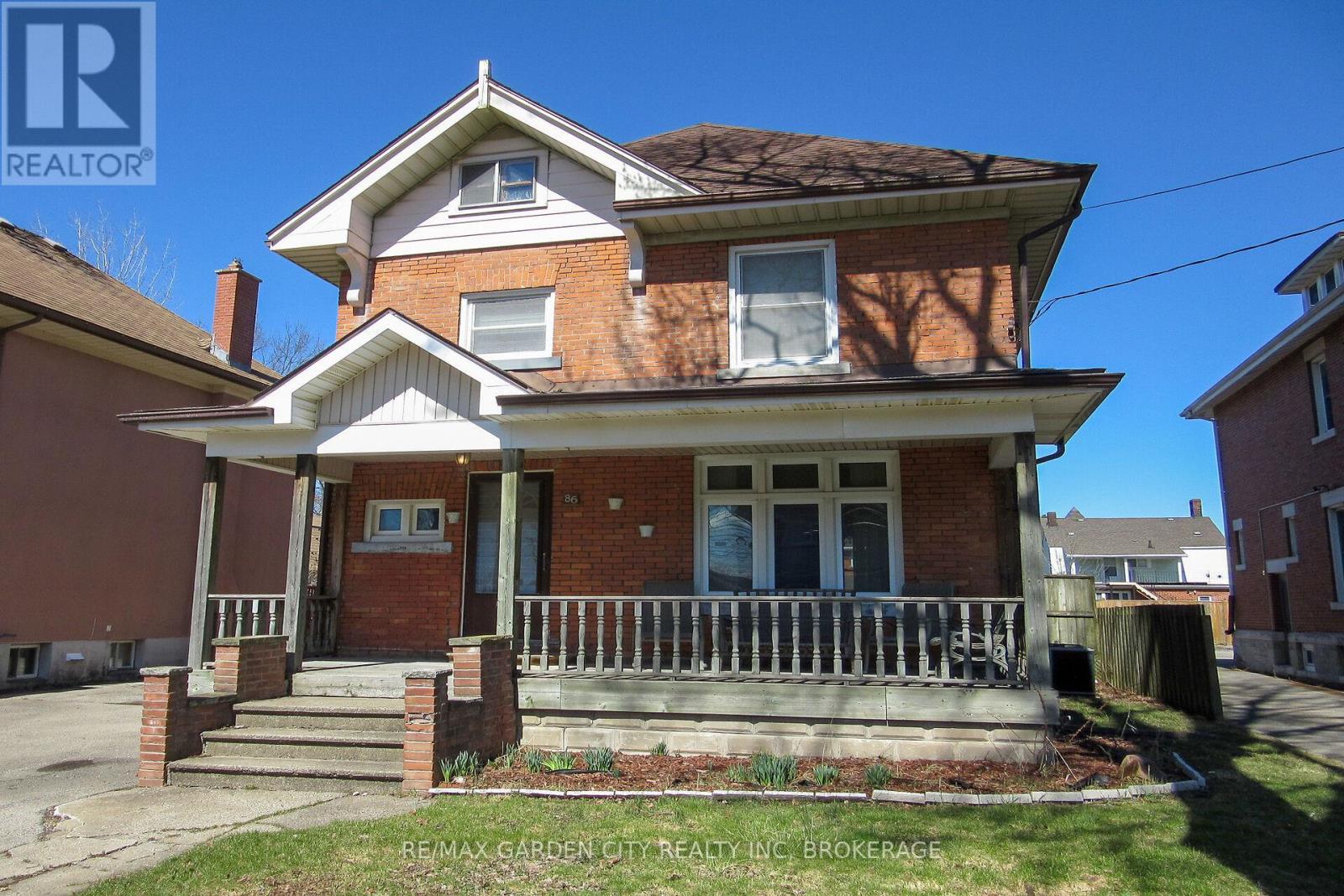 86 Griffith Street, Welland, Ontario  L3B 4G4 - Photo 2 - X13005410