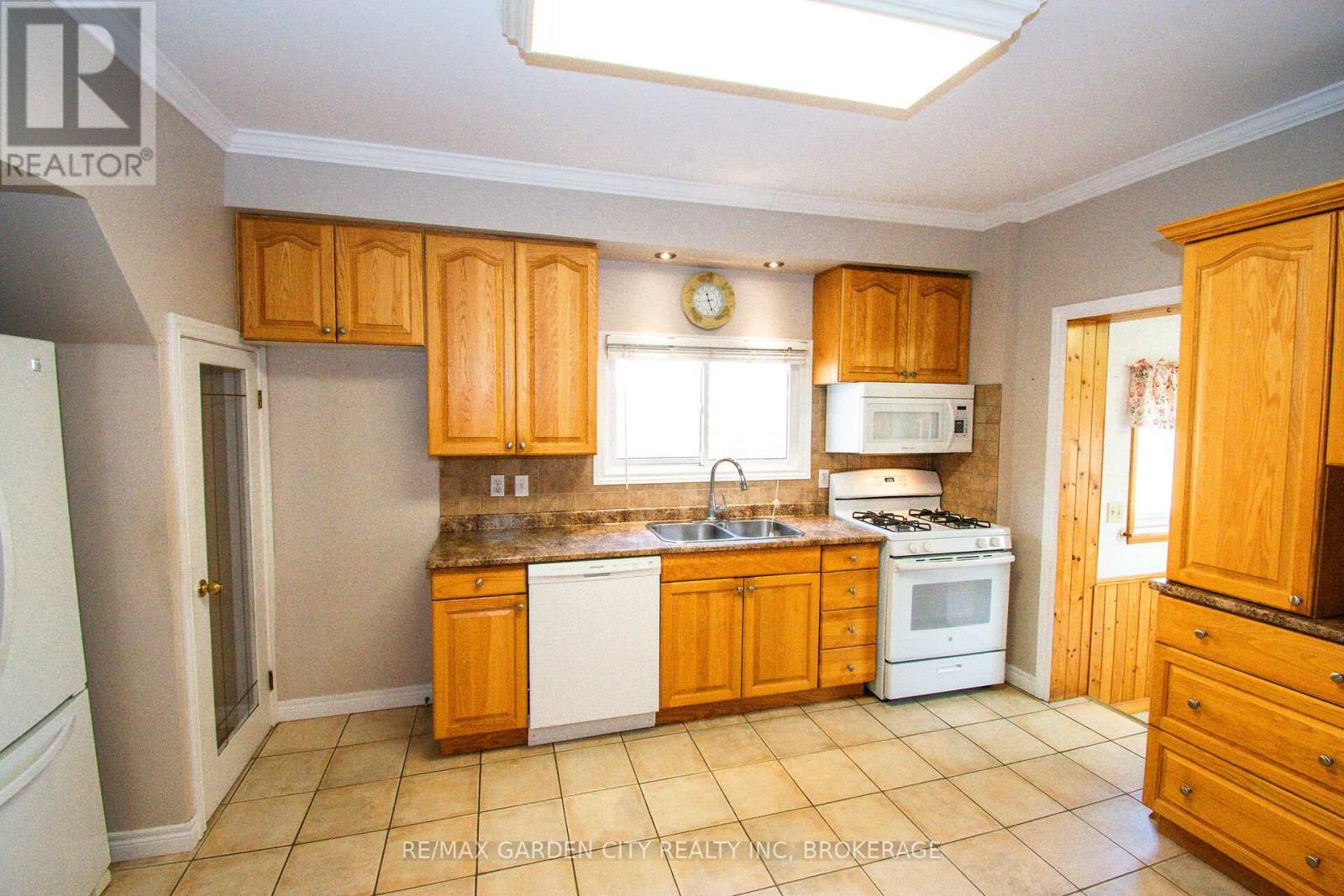 86 Griffith Street, Welland, Ontario  L3B 4G4 - Photo 21 - X13005410