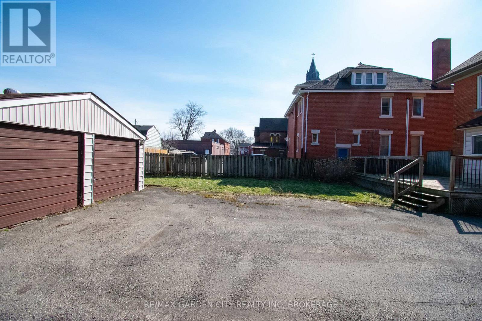 86 Griffith Street, Welland, Ontario  L3B 4G4 - Photo 36 - X13005410