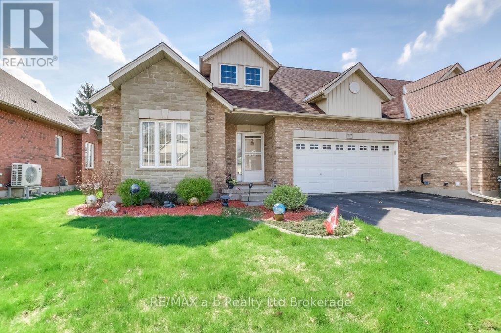 717 GARDEN COURT CRESCENT, Woodstock, Ontario
