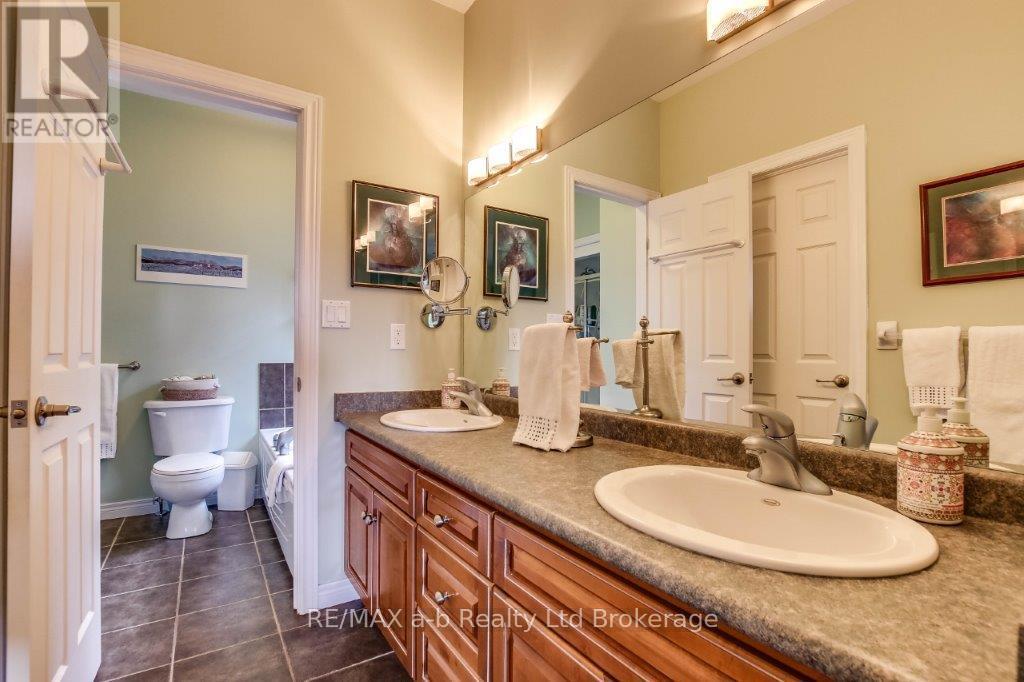 717 Garden Court Crescent, Woodstock, Ontario  N4T 0A2 - Photo 15 - X13005388