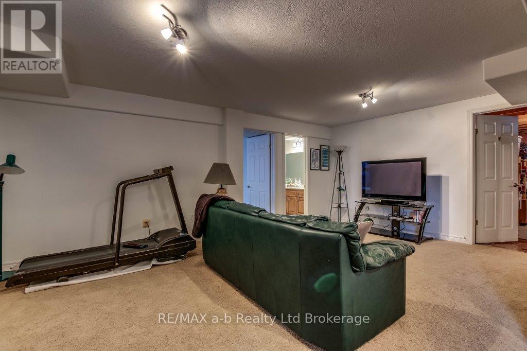 717 Garden Court Crescent, Woodstock, Ontario  N4T 0A2 - Photo 20 - X13005388