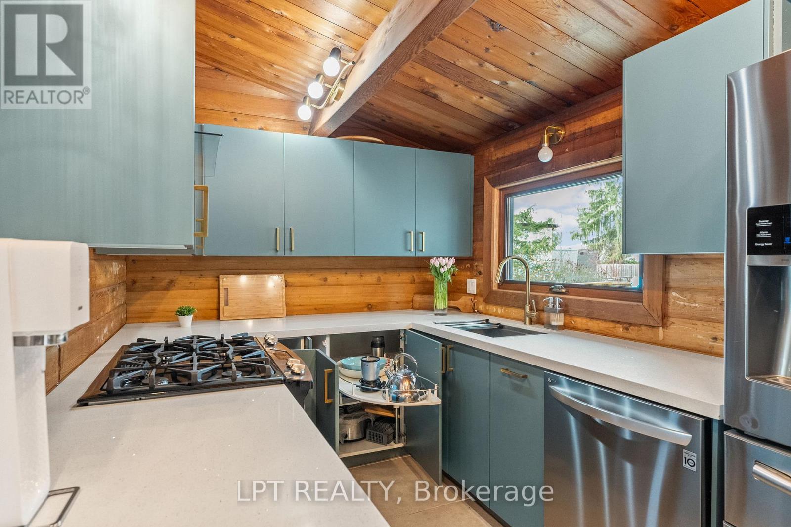 10 Maplewood Lane, Georgina, Ontario  L0E 1R0 - Photo 20 - N12999878