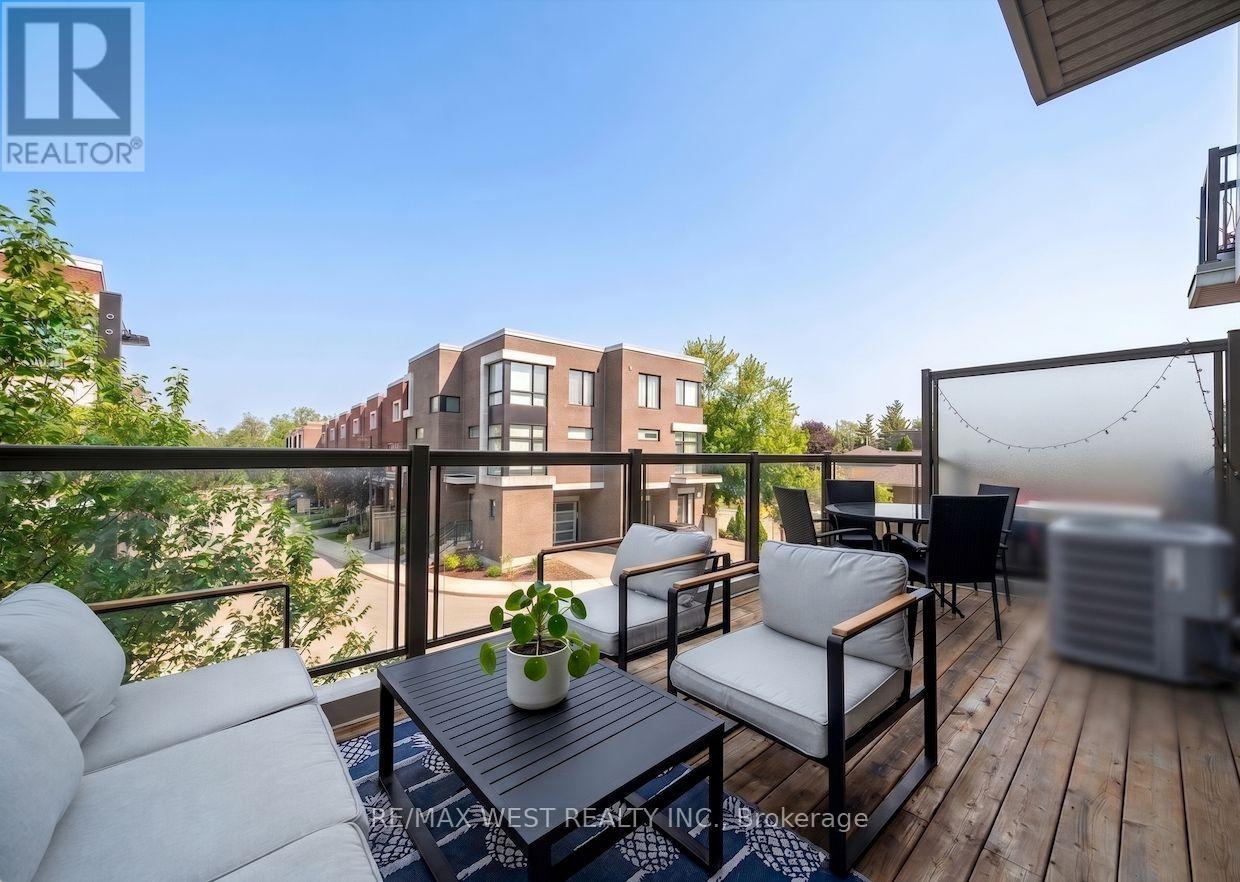 8208 Pine Valley Drive, Vaughan, Ontario L4L 0H6 - Photo 14 - N13002288