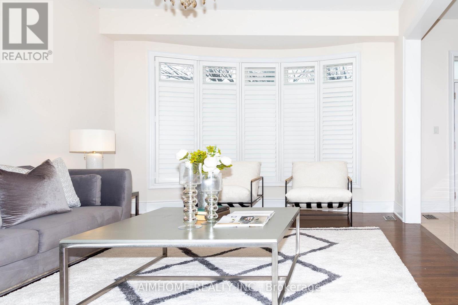 36 Gracedale Drive, Richmond Hill, Ontario  L4C 0Y3 - Photo 10 - N13005338