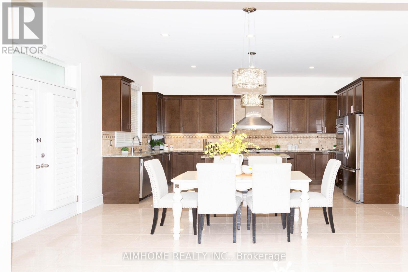 36 Gracedale Drive, Richmond Hill, Ontario  L4C 0Y3 - Photo 15 - N13005338