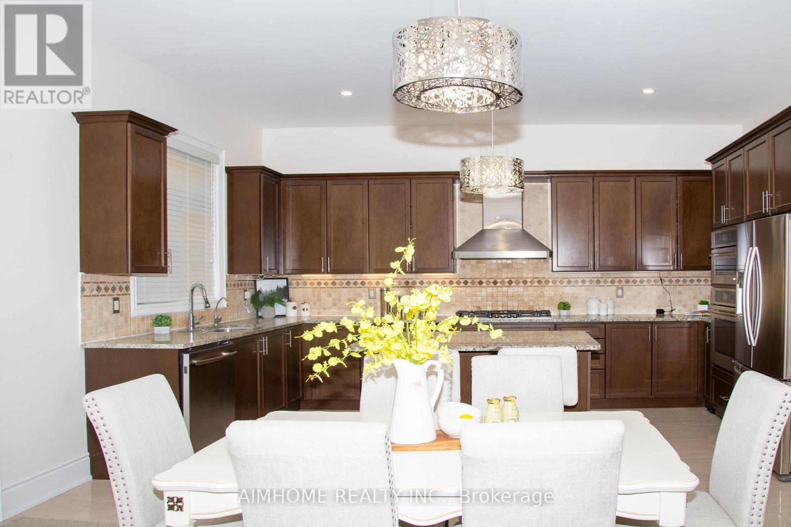 36 Gracedale Drive, Richmond Hill, Ontario  L4C 0Y3 - Photo 16 - N13005338