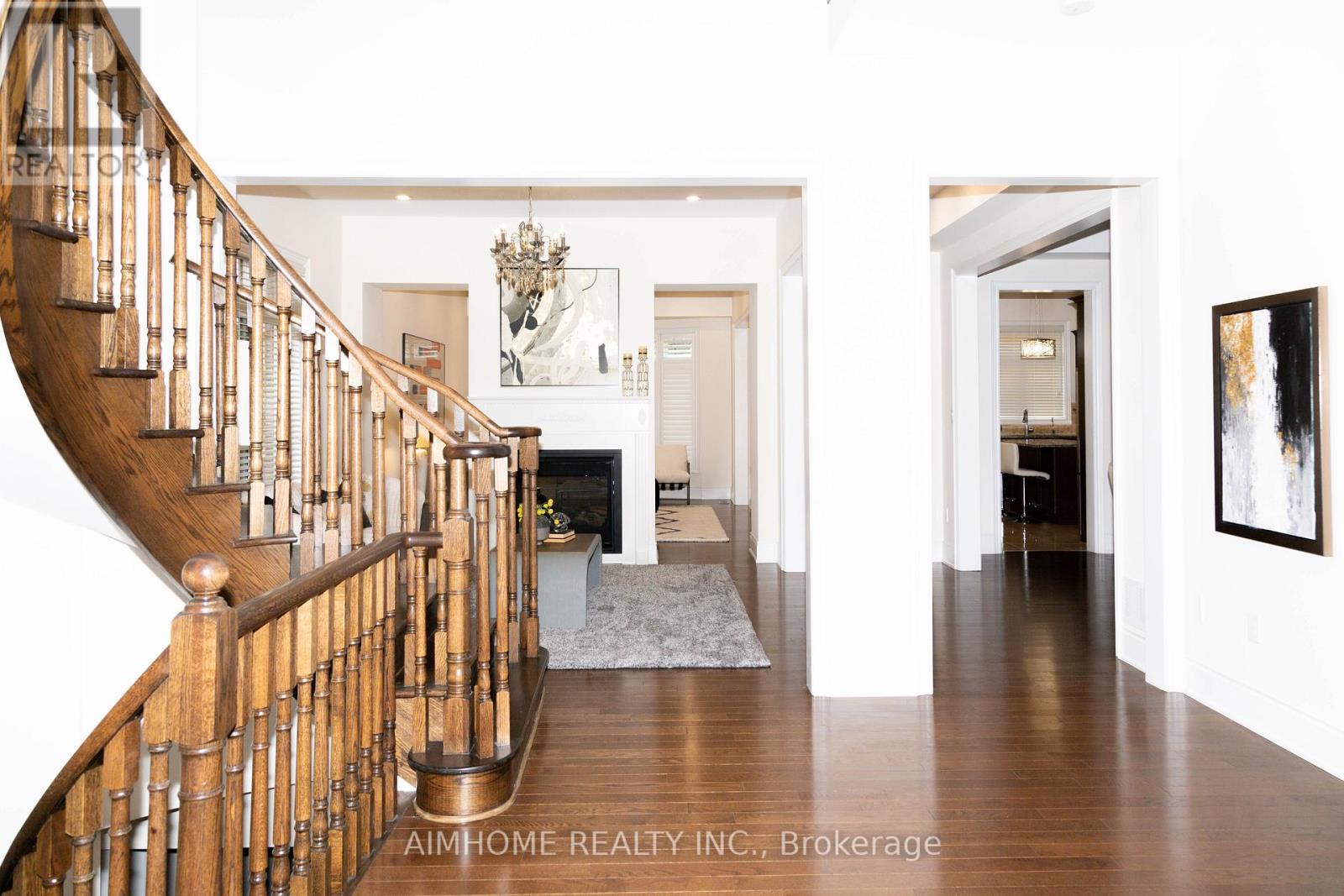 36 Gracedale Drive, Richmond Hill, Ontario  L4C 0Y3 - Photo 3 - N13005338