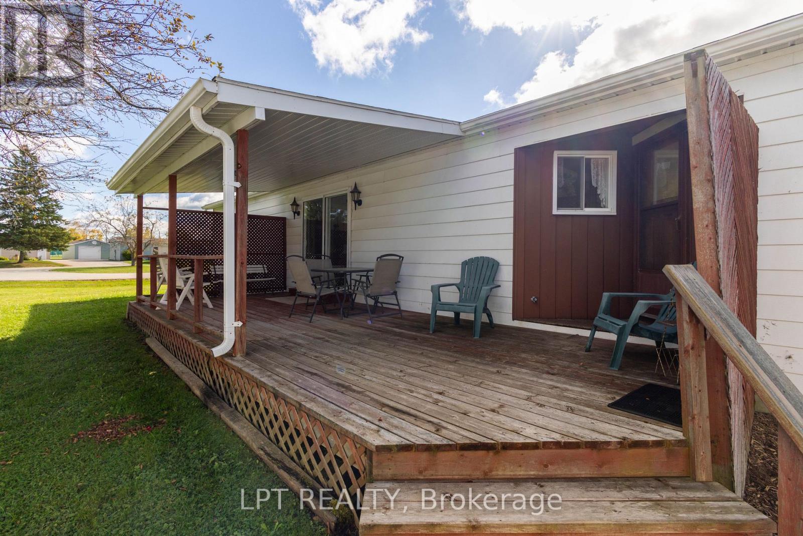 11 Geneva Court, Georgina, Ontario  L0E 1R0 - Photo 23 - N13005400