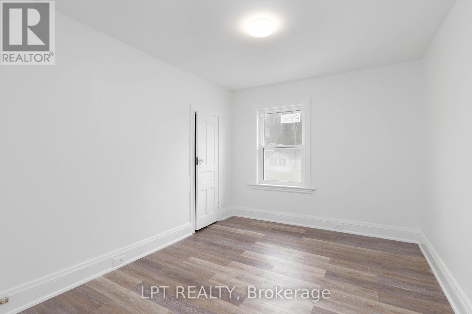 249 Harvey Street, Orillia, Ontario  L3V 3M5 - Photo 18 - S13005302